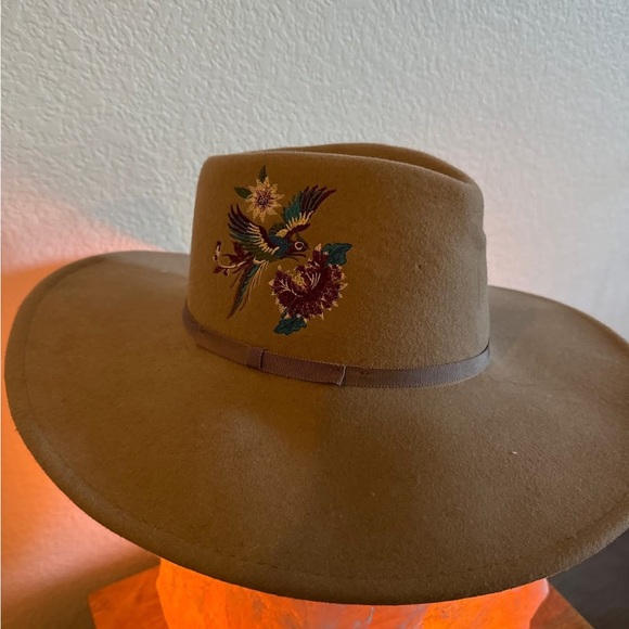 Johnny Was Freja Embroidered Tan Hat